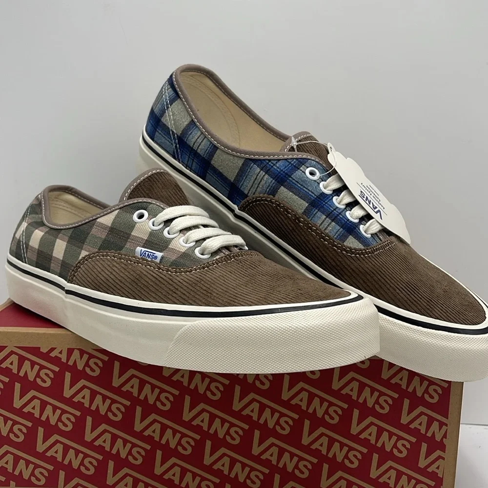 Authentic 44 D
Anaheim Factory 0g Cord/Pewter
VN000581NU Sneakers - Picture 4 of 16